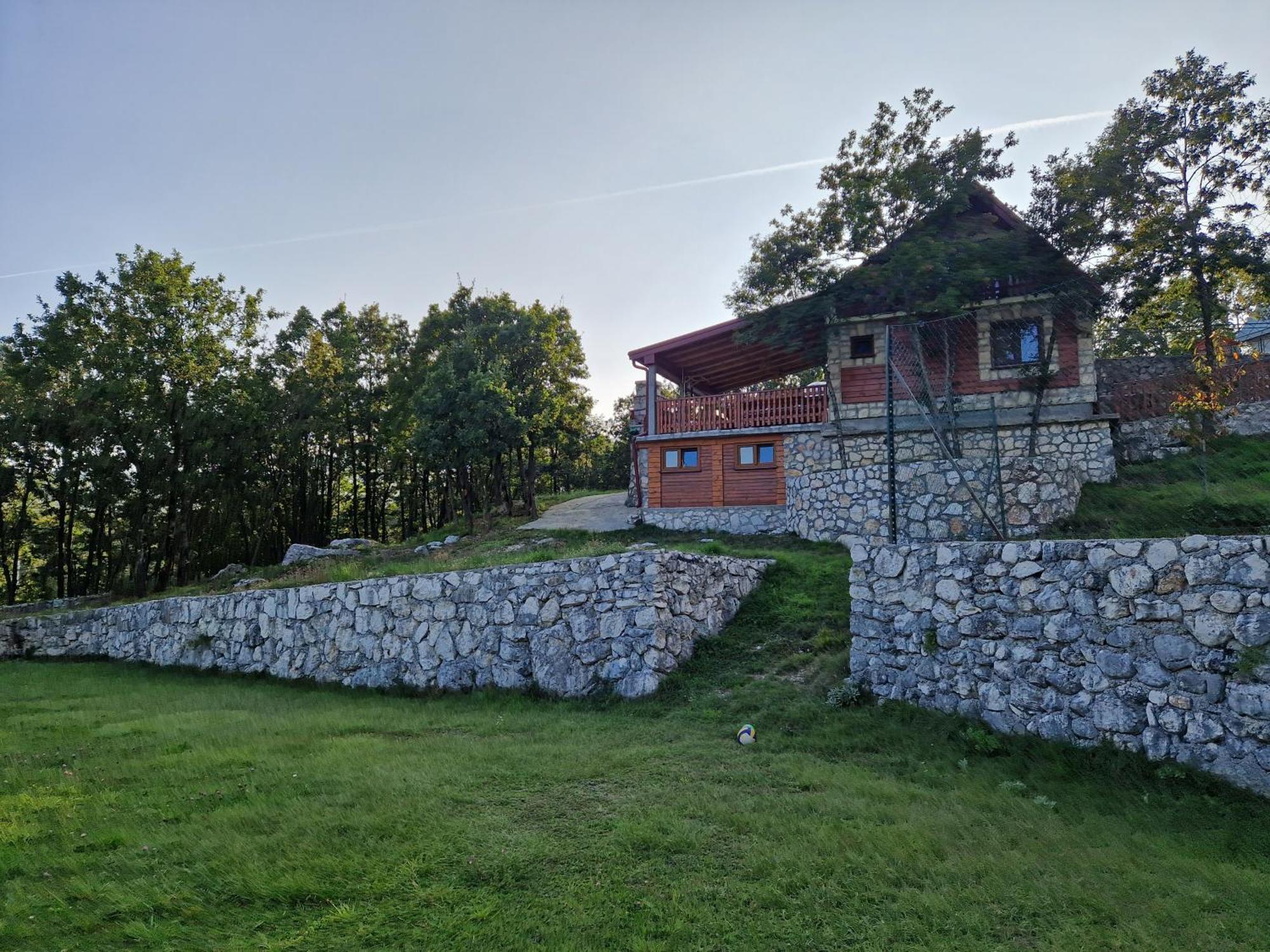 Mountain Village House Цетине Экстерьер фото